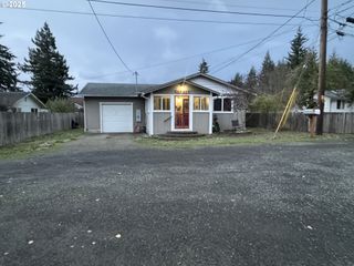 1541 N ELLIOTT St, Coquille, OR 97423