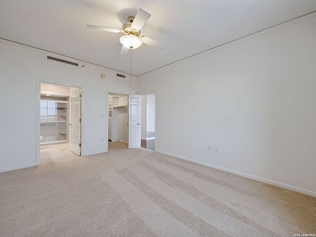 1 Towers Park Ln Apt 1004, San Antonio, TX 78209