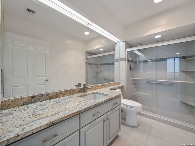 1 Towers Park Ln Apt 1004, San Antonio, TX 78209