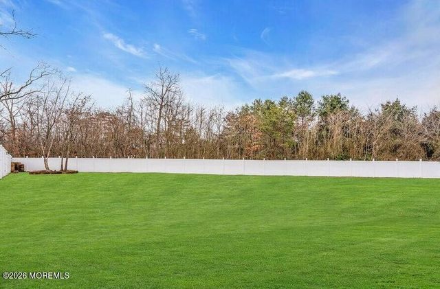 1573 Country Club Lane, Toms River, NJ 08753