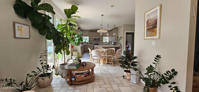 1573 Country Club Lane, Toms River, NJ 08753