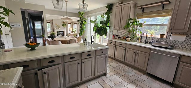 1573 Country Club Lane, Toms River, NJ 08753