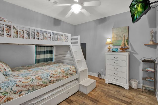 955 Driftwood Drive, Crystal Beach, TX 77650
