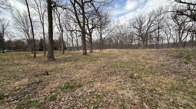 Lot 1 Royal Fox Drive, Wayne, IL 60184