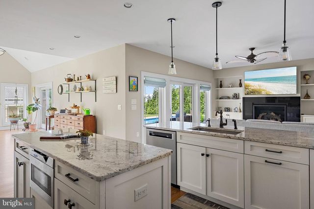 22136 WATERVIEW RD, Lewes, DE 19958