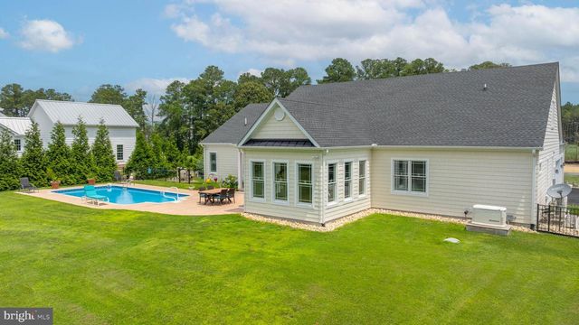 22136 WATERVIEW RD, Lewes, DE 19958