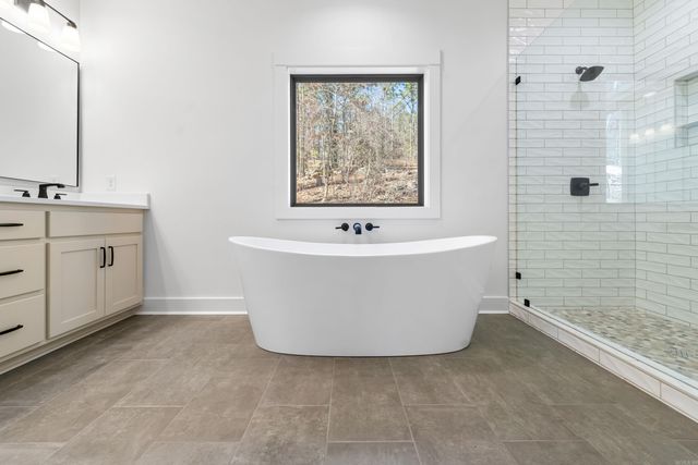 80 Stone Circle, Greers Ferry, AR 72067