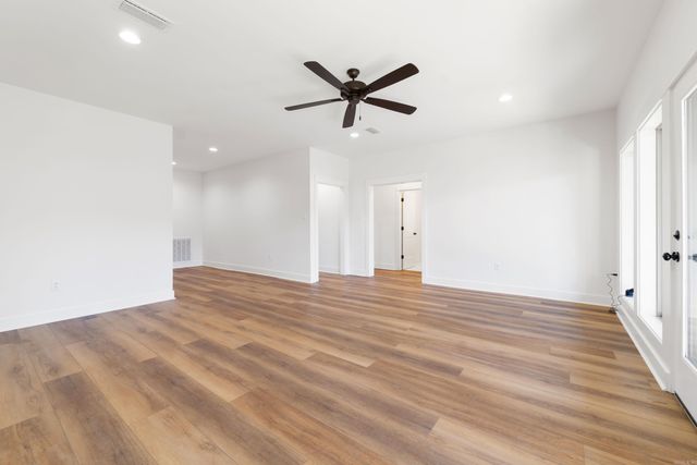 80 Stone Circle, Greers Ferry, AR 72067