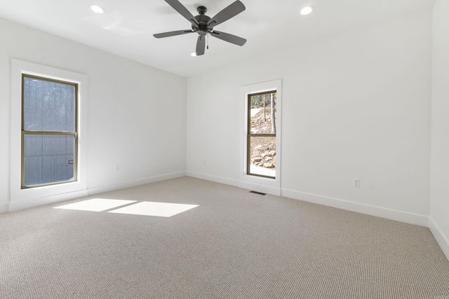 80 Stone Circle, Greers Ferry, AR 72067