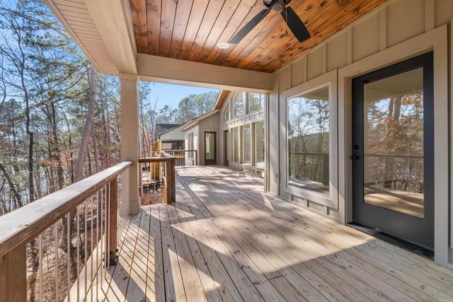 80 Stone Circle, Greers Ferry, AR 72067