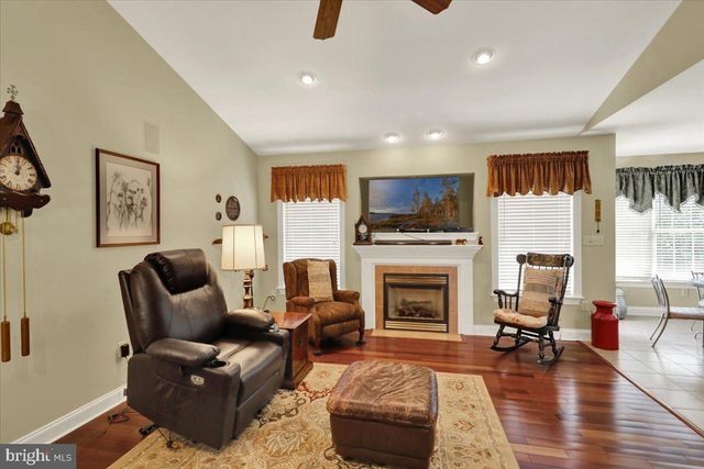 111 DAY LILY DR, Sinking Spring, PA 19608