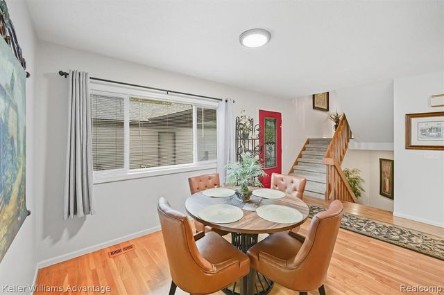 2819 Monte Vista, Brighton, MI 48114