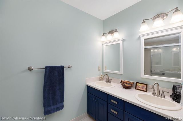 2819 Monte Vista, Brighton, MI 48114