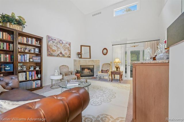 2819 Monte Vista, Brighton, MI 48114