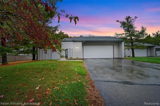 2819 Monte Vista, Brighton, MI 48114