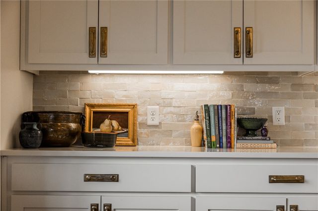 5412 Hackett Street, Johnson, AR 72762