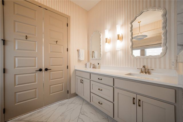 5412 Hackett Street, Johnson, AR 72762