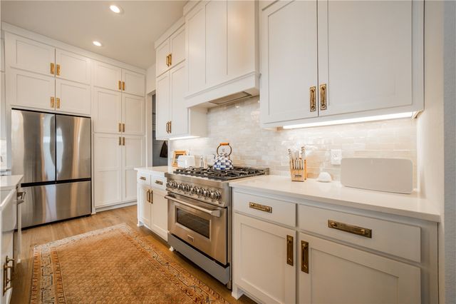 5412 Hackett Street, Johnson, AR 72762