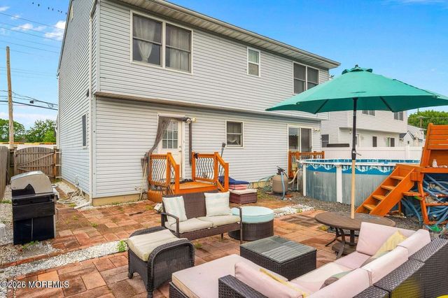 40 Wood Street, Keansburg, NJ 07734