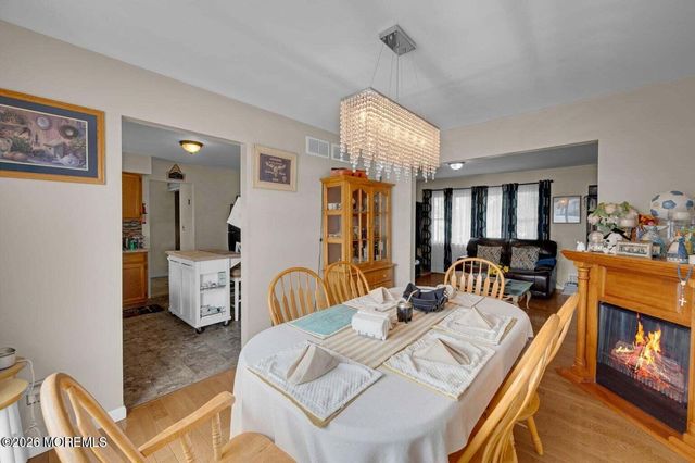 40 Wood Street, Keansburg, NJ 07734