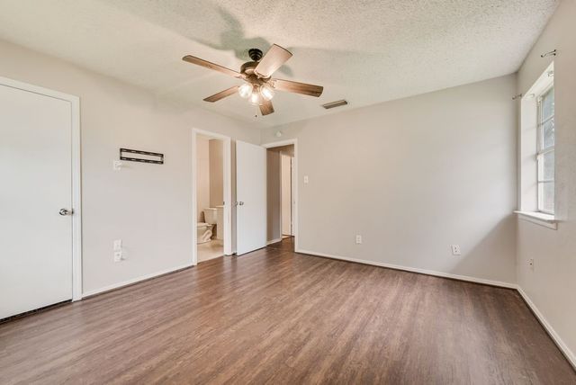 1621 Lee Street, Kaufman, TX 75142