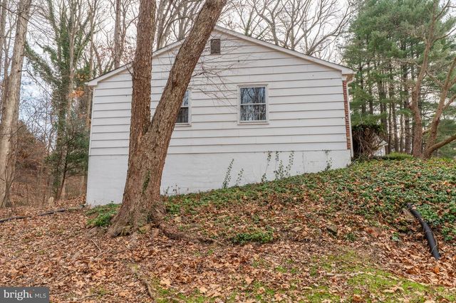 2 GRAHAM CT, Newark, DE 19711