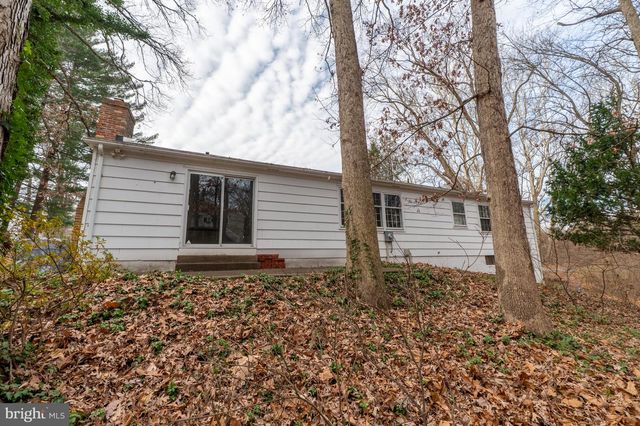 2 GRAHAM CT, Newark, DE 19711