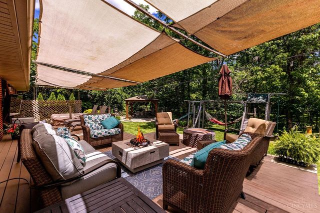 1001 Cedar Drive, Oxford, OH 45056