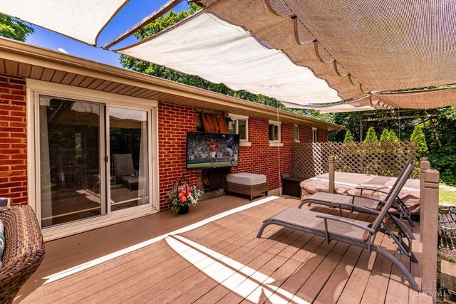 1001 Cedar Drive, Oxford, OH 45056