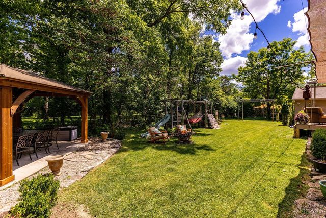 1001 Cedar Drive, Oxford, OH 45056