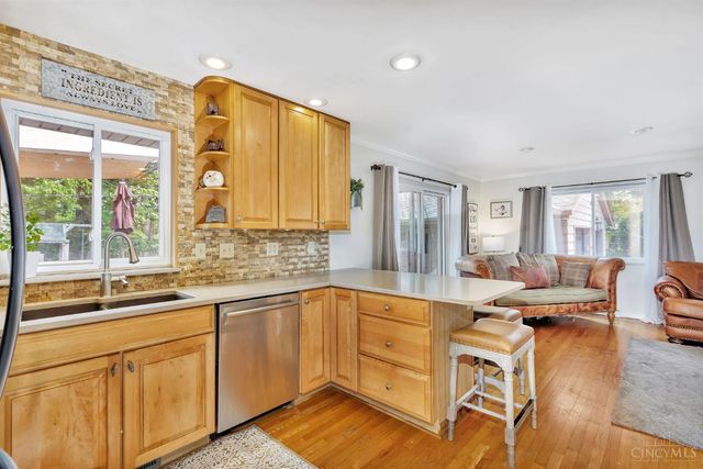 1001 Cedar Drive, Oxford, OH 45056