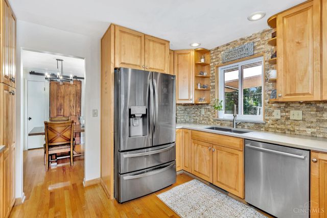1001 Cedar Drive, Oxford, OH 45056