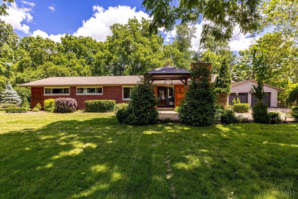 1001 Cedar Drive, Oxford, OH 45056