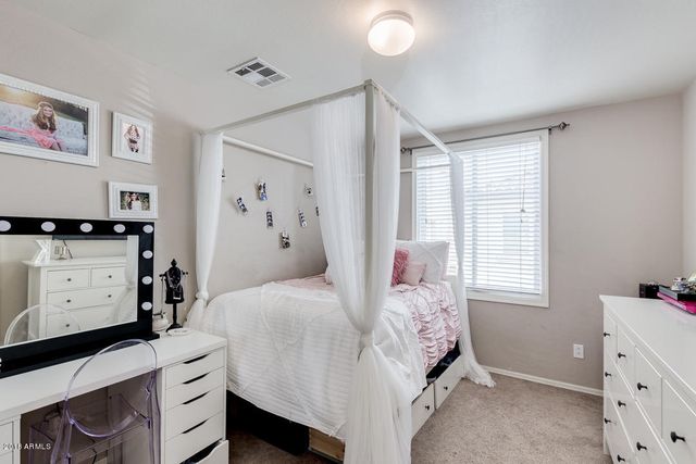 4272 E JASPER Drive, Gilbert, AZ 85296