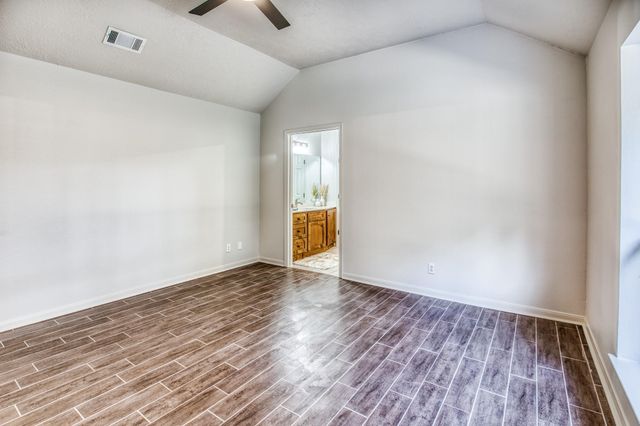 503 Hickory Hollow Lane, Brenham, TX 77833