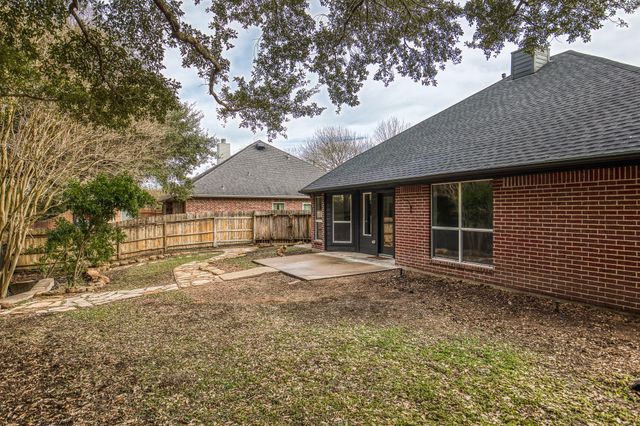 503 Hickory Hollow Lane, Brenham, TX 77833