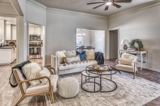 503 Hickory Hollow Lane, Brenham, TX 77833