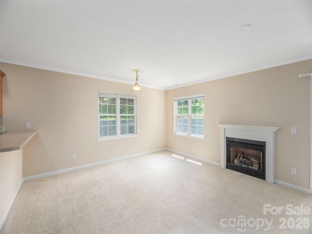 1 Willoughby Run Drive, Asheville, NC 28803