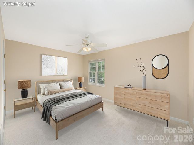 1 Willoughby Run Drive, Asheville, NC 28803