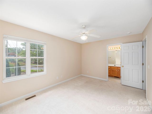 1 Willoughby Run Drive, Asheville, NC 28803