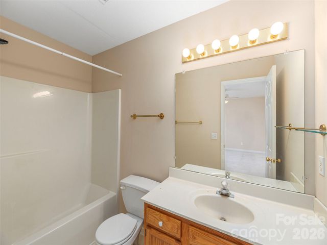 1 Willoughby Run Drive, Asheville, NC 28803