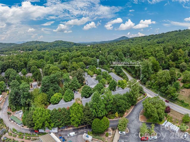 1 Willoughby Run Drive, Asheville, NC 28803