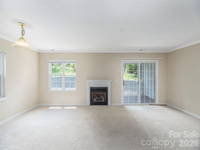 1 Willoughby Run Drive, Asheville, NC 28803