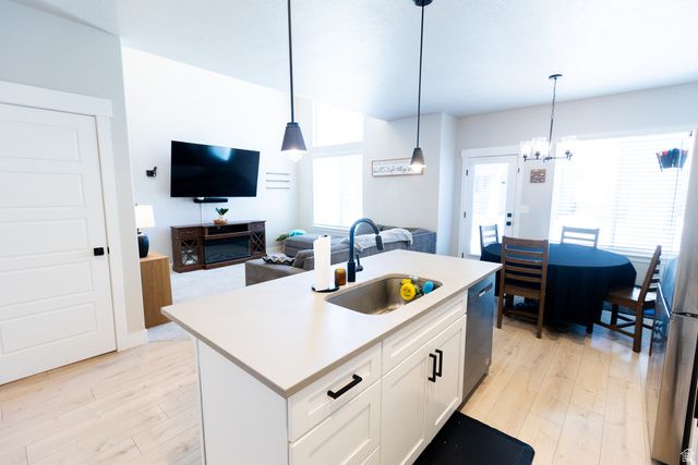 3804 W BIG HORN DR, Lehi, UT 84048
