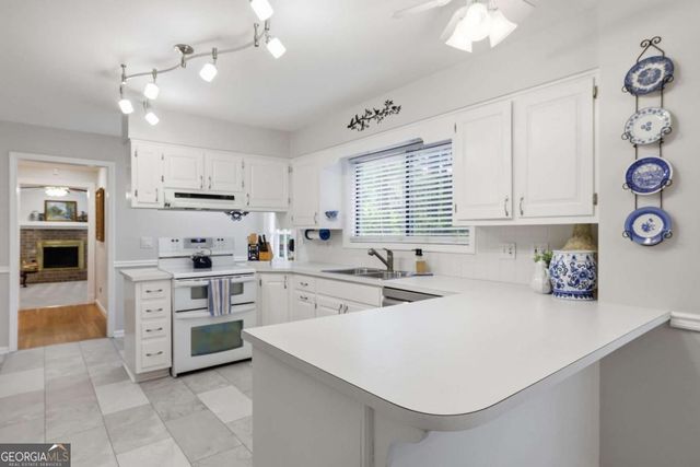 4602 Warrior Trail SW, Lilburn, GA 30047