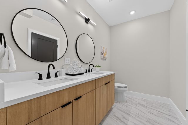 1006A Broadway A, Somerville, MA 02144