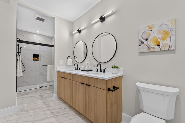 1006A Broadway A, Somerville, MA 02144
