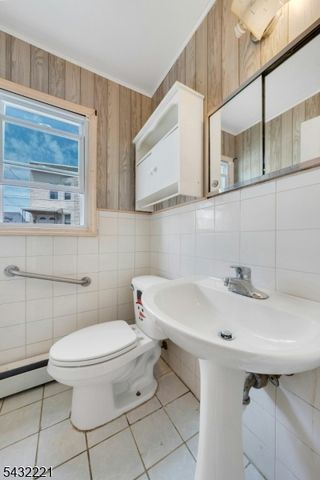 183 Devon St, Kearny Town, NJ 07032
