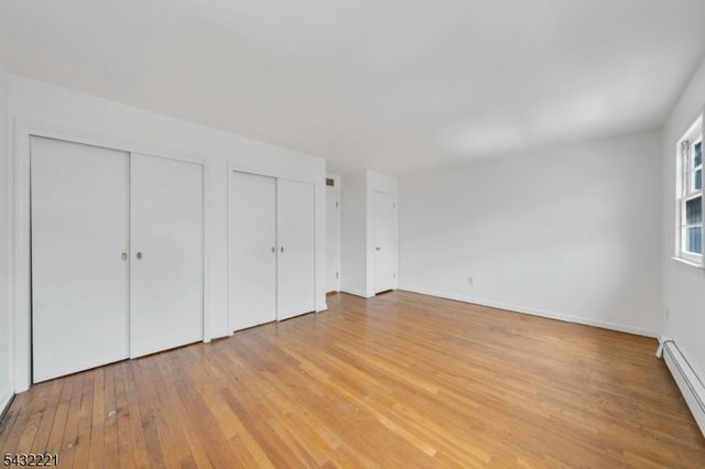 183 Devon St, Kearny Town, NJ 07032
