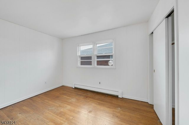 183 Devon St, Kearny Town, NJ 07032
